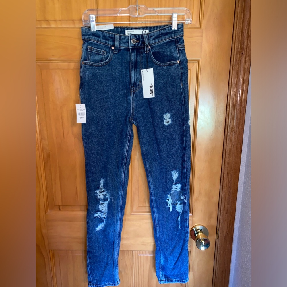 Brand New Never Worn Junior’s Refuge Denim Vintage High Rise Mom Jeans